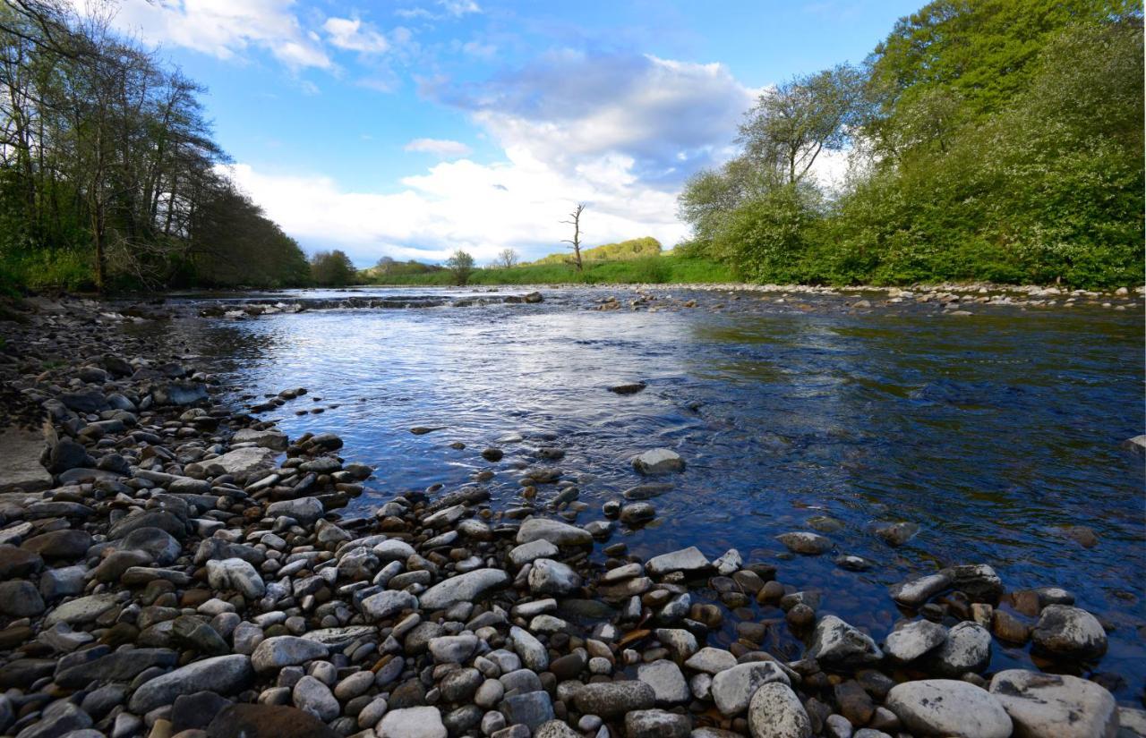 Black Burn Lodge B & B Newcastleton Bagian luar foto